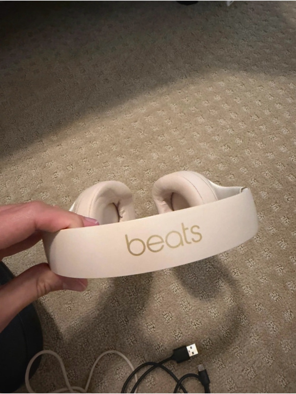Beats Studio 3 wireless headphones Light Pink/Cream & Gold